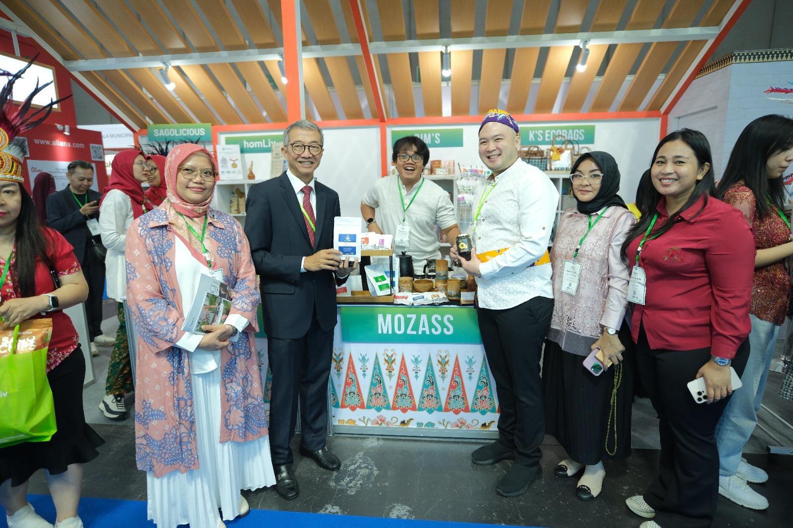 UMKM Binaan PERURI Unjuk Gigi di Panggung Internasional Mega Halal Bangkok 2025